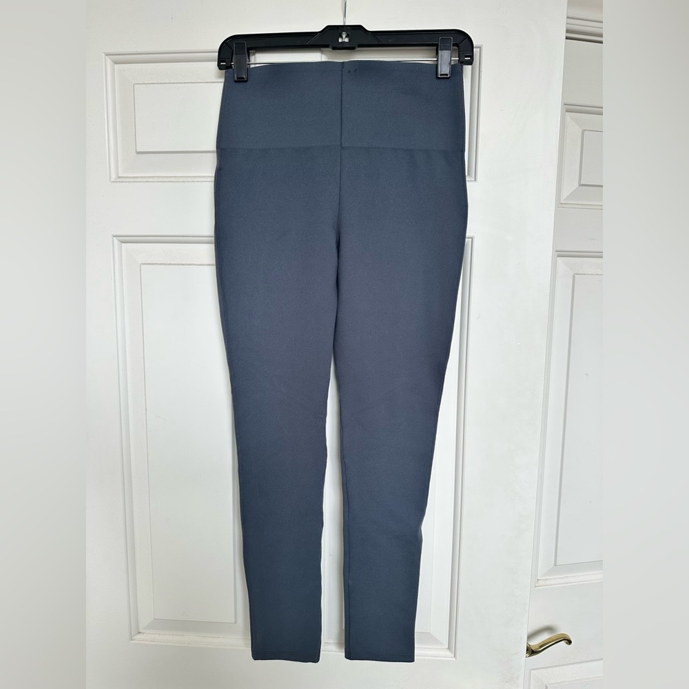 Spanx leggings - size medium - light grey blue